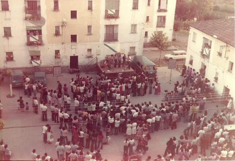 ‘Fuxan os Ventos’ inaugura unha mostra sobre o grupo que actuou por primeira vez nas San Lucas de Mondoñedo en 1972